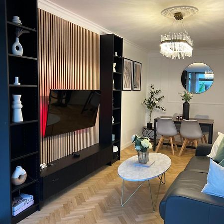 Excellent Apartment For Familly Clichy Luaran gambar