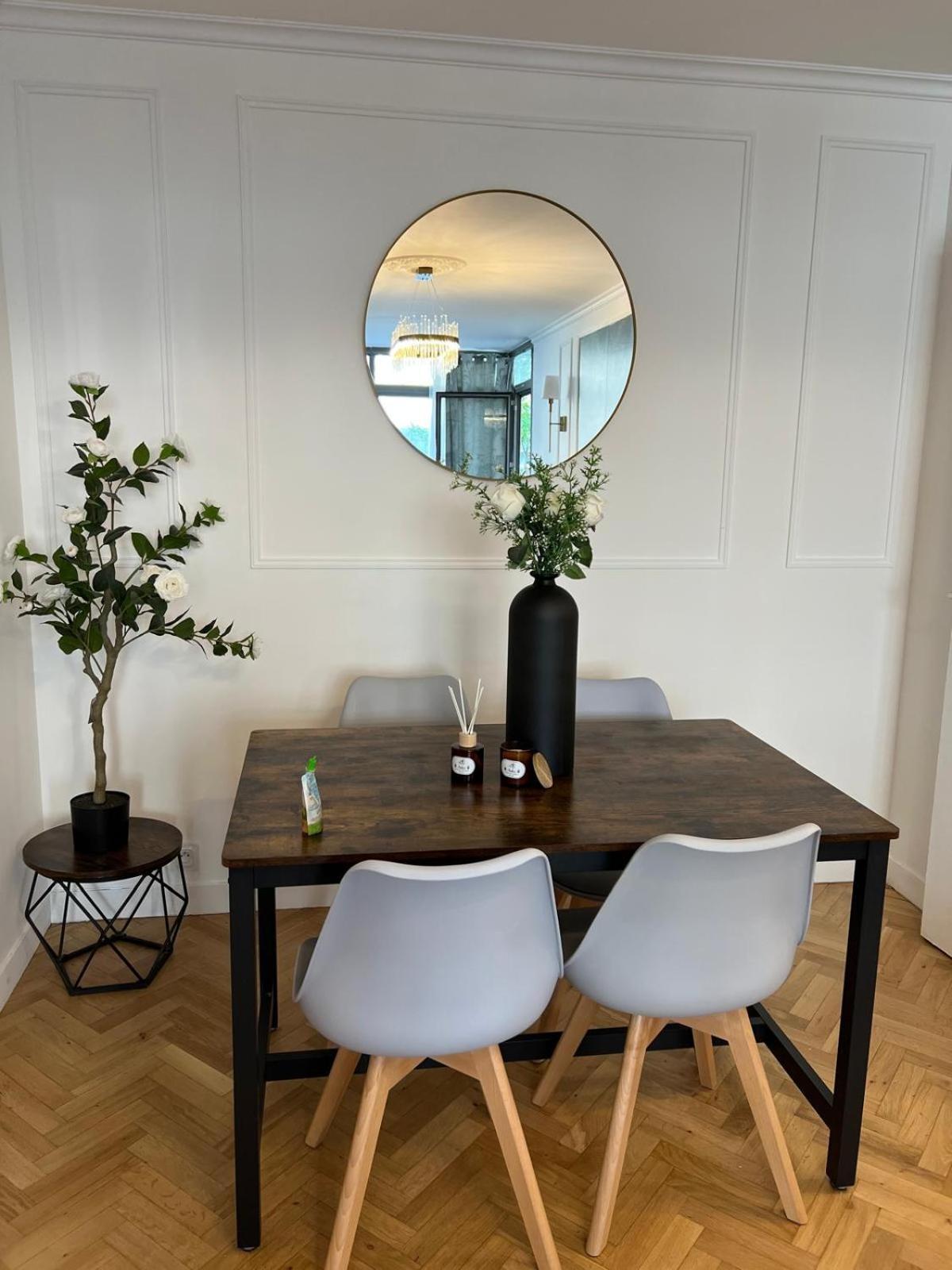 Excellent Apartment For Familly Clichy Luaran gambar