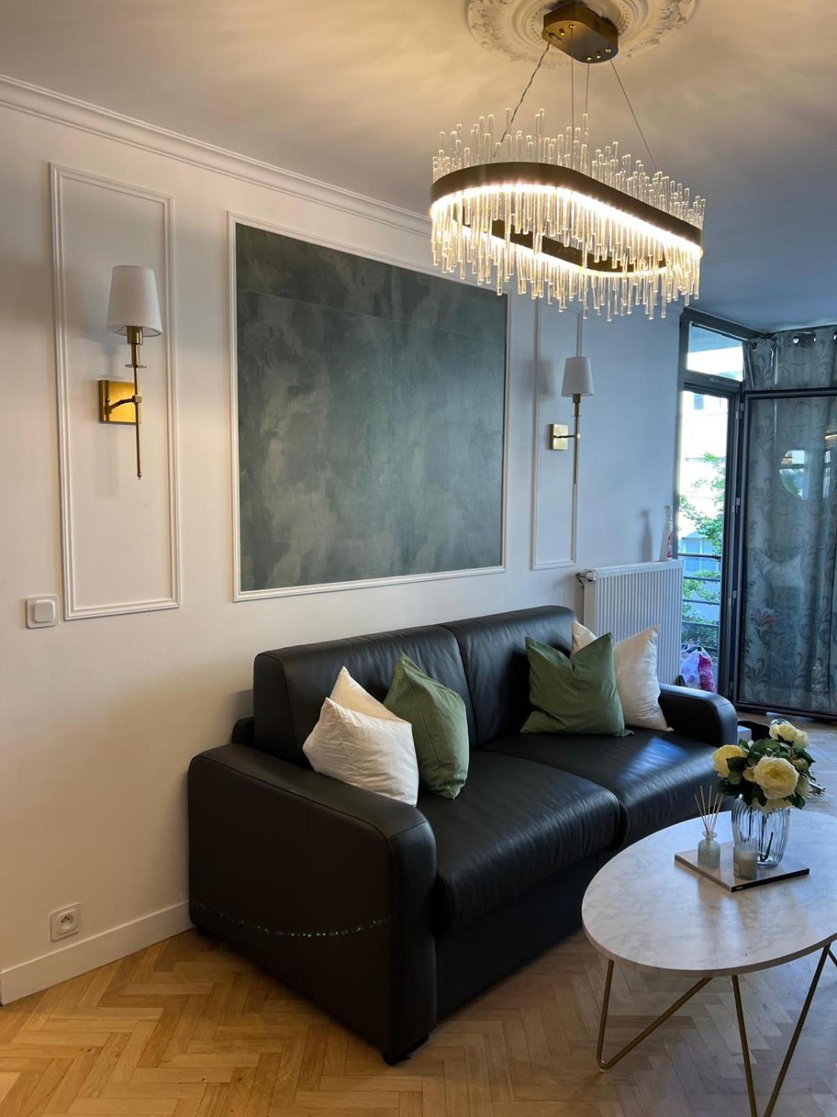 Excellent Apartment For Familly Clichy Luaran gambar